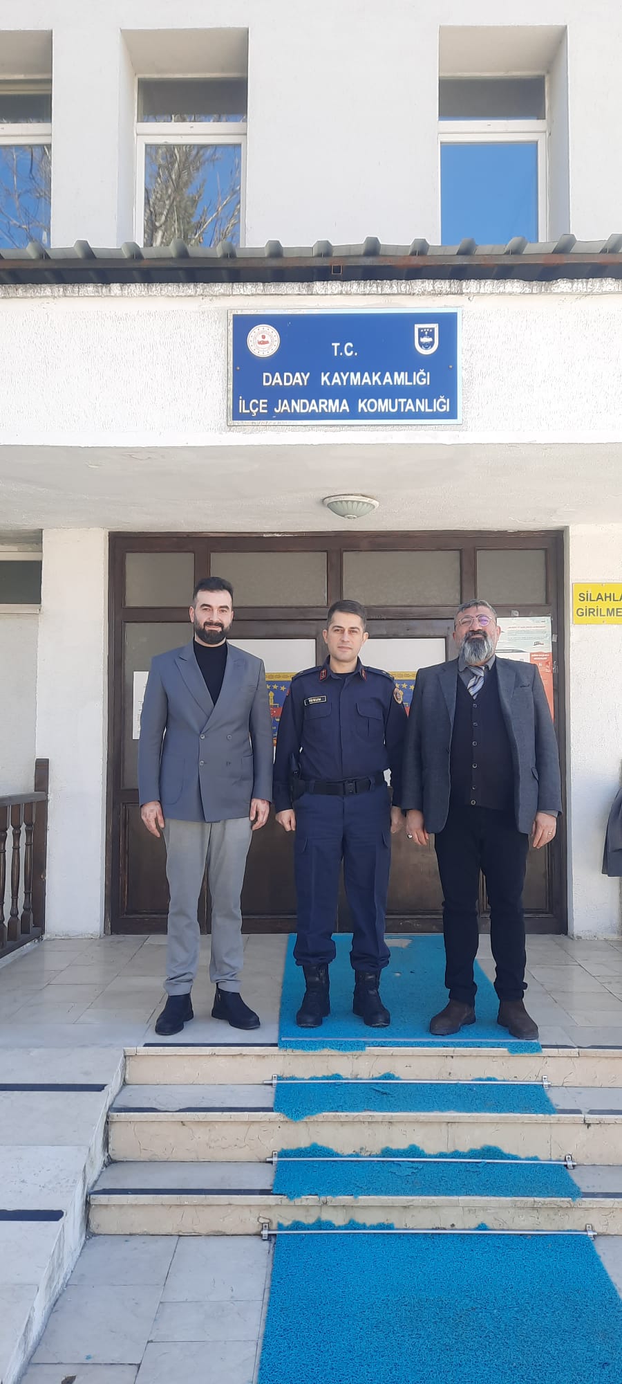 Yüksekokul Müdürümüz, İlçe Jandarma Komutanı Tayfun Tosun'u Makamında Ziyaret Etti