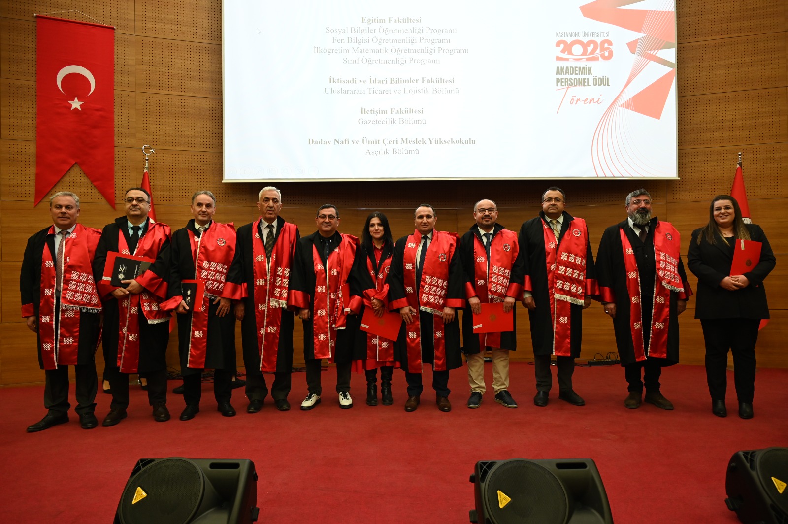 Kastamonu Üniversitesi 20. Yıl Akademik Cübbe Giyme ve Ödül Töreni’nde Yüksekokulumuza 3 Ödül